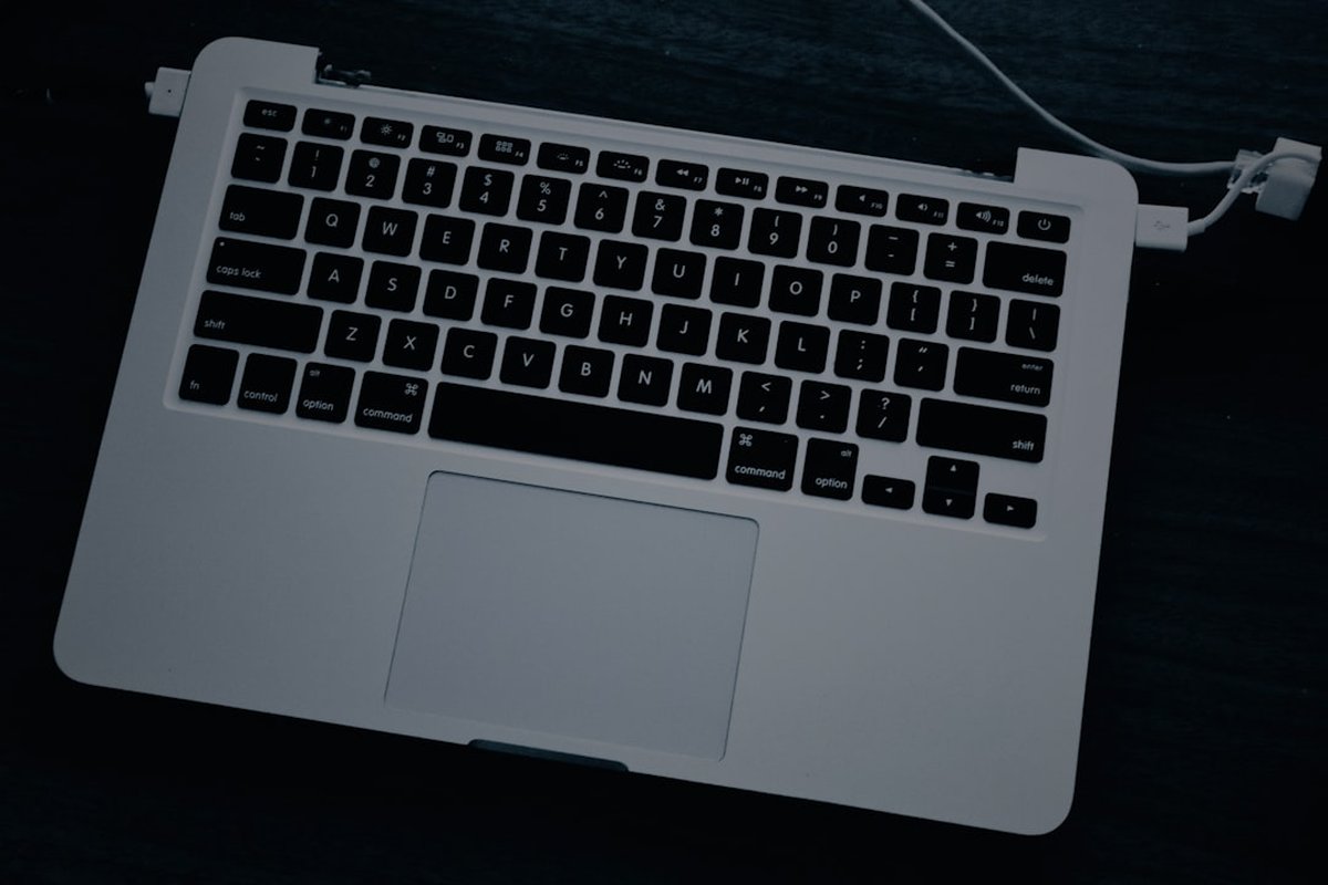 Notas de reuniones en segundos: Email Me para profesionales